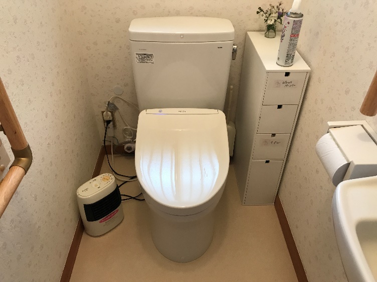 施工後の最新式水洗トイレ